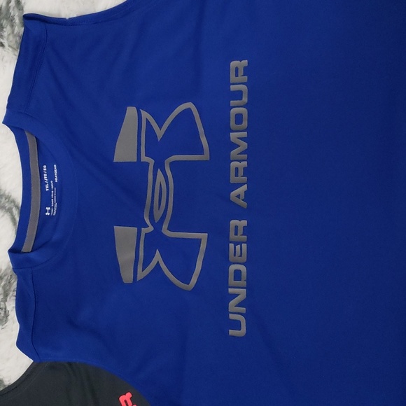 2 Boy's Under Armour Tanks - Picture 2 of 6